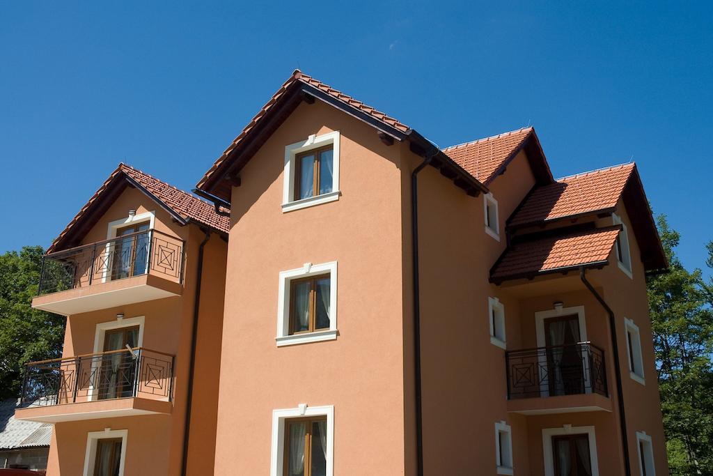 Apartments Manjan クラスノ・ポーイエ エクステリア 写真
