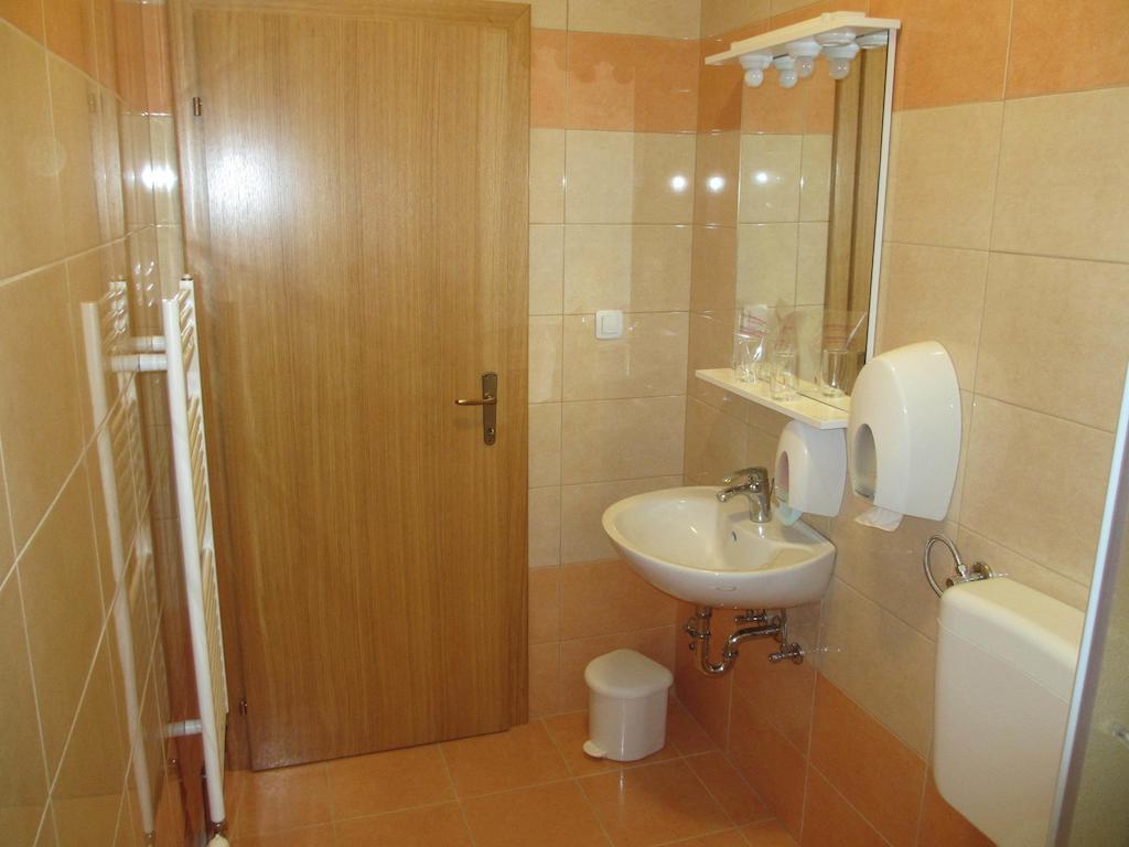 Apartments Manjan クラスノ・ポーイエ 部屋 写真